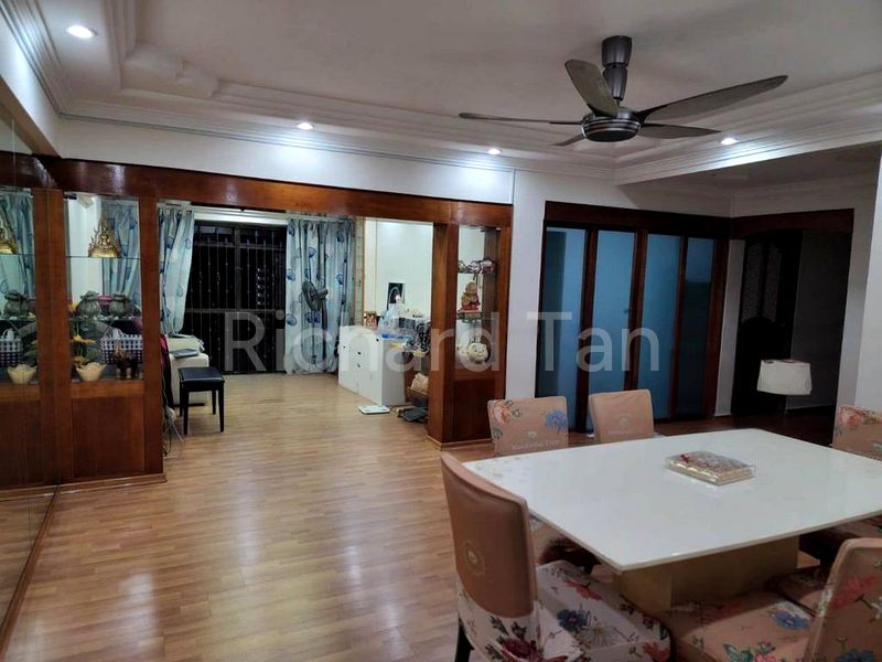 5 Room (5I) HDB for Sale in  549 Woodlands Drive 44 - Image 6